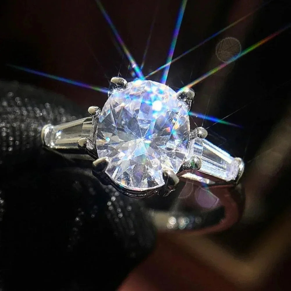 NEW 18k White Gold Oval Cut Diamond Ring Size 10